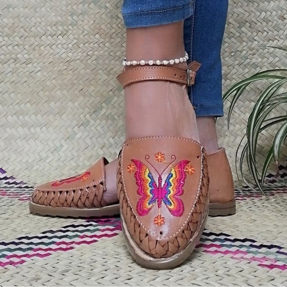 MEXICAN HUARACHES LEATHER BUTTERFLY EMBROIDERED ANKLE STRAP SIZE 8 - Picture 1 of 10